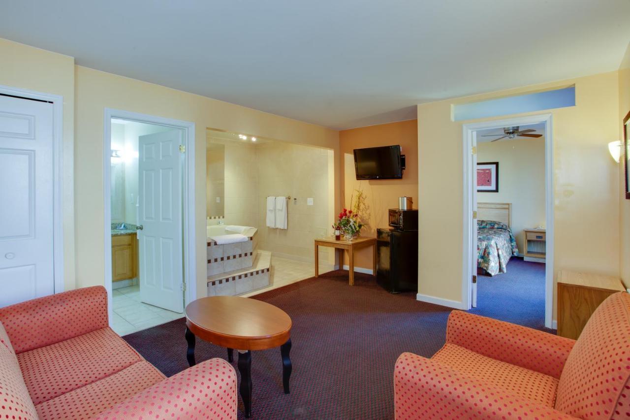 Master Suites Hotel Waldorf Exterior foto